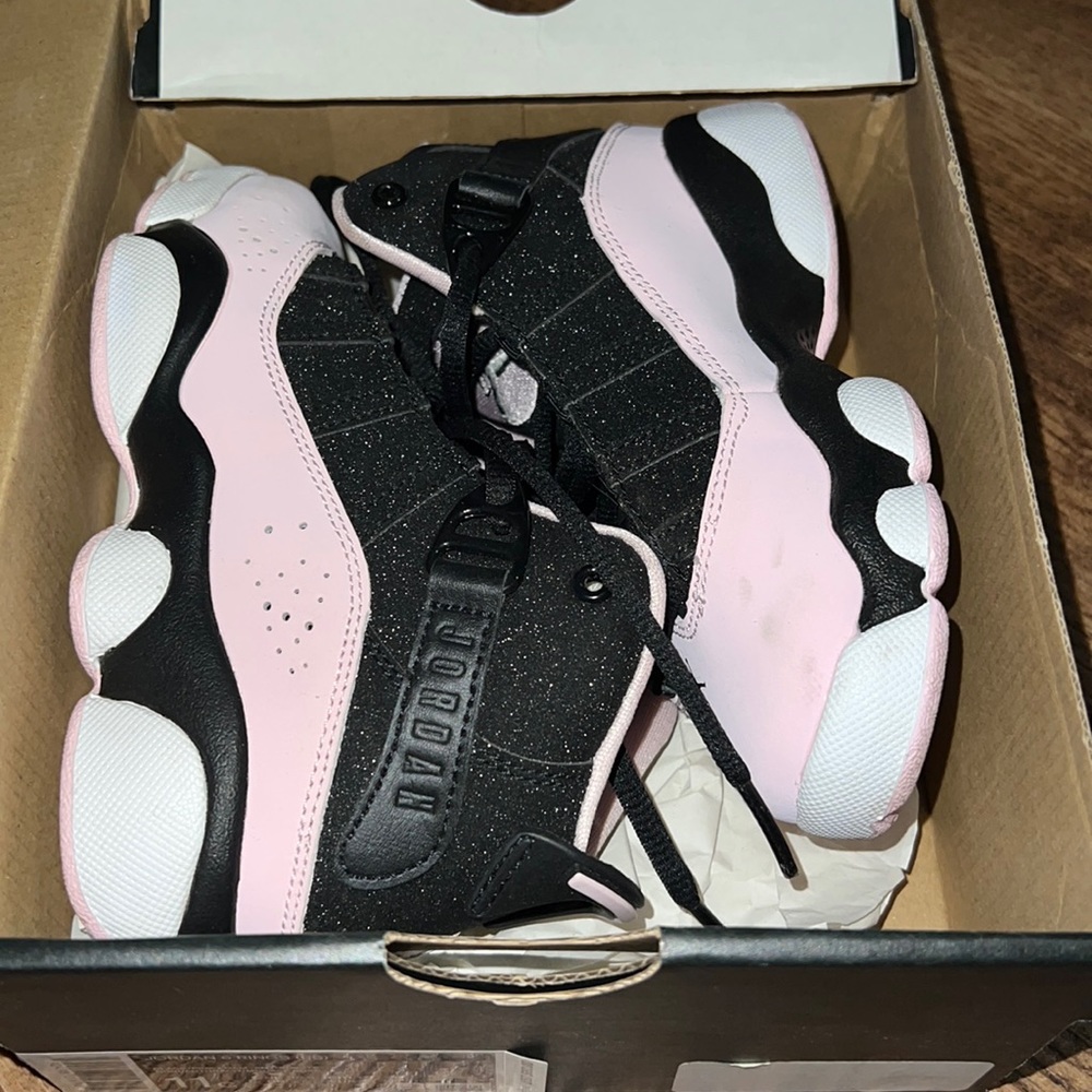 Girls Jordan 6 rings (ps) size 11C